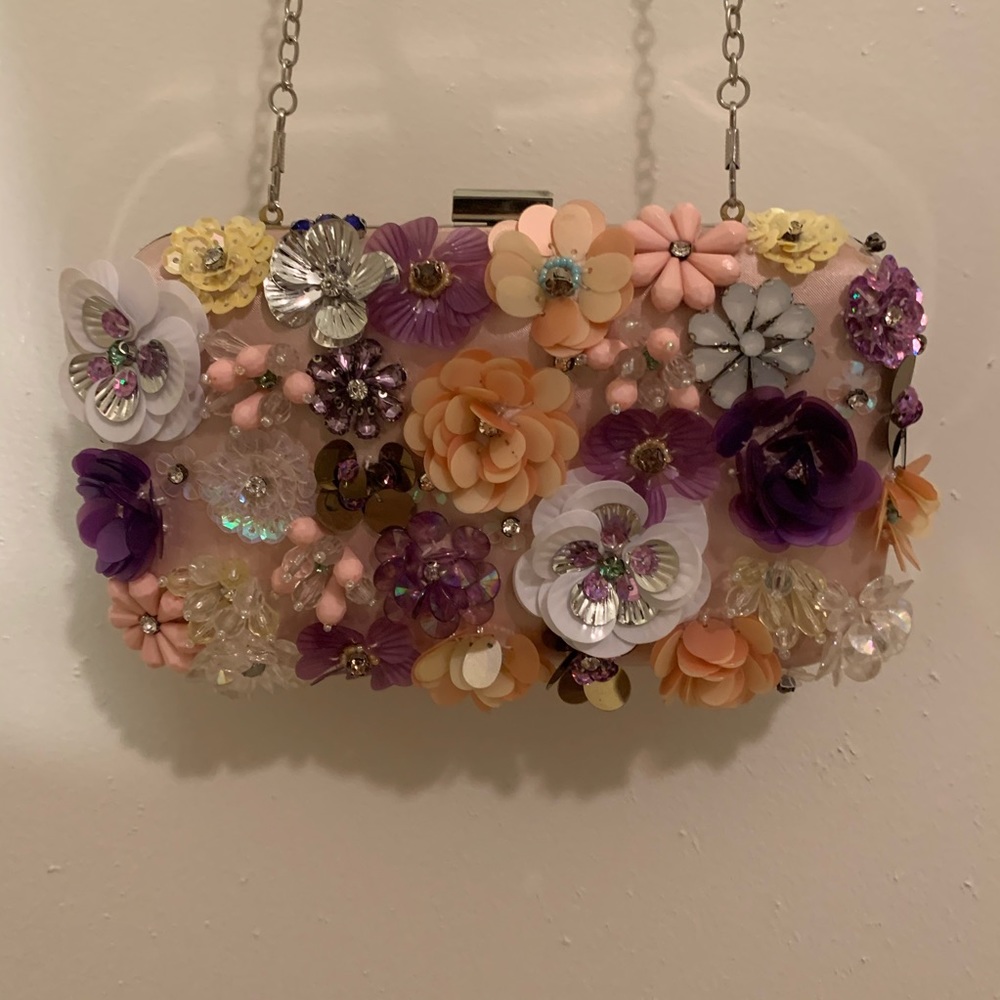 Floral beaded purse